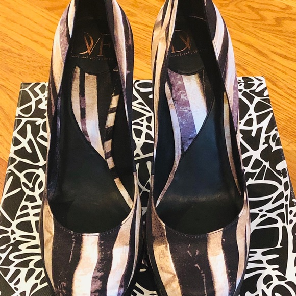 🔥 Diane von Fürstenberg DVF Heels ✨ - Picture 4 of 5